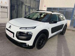 Blanco Usado 2015 Citroën C4 Cactus Feel Utilitario | 8950 € (Precio justo)