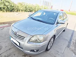 Gris / plata Usado 2008 Toyota Avensis Sol Berlina | 4500 € (Precio justo)