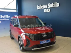 Granate Nuevo 2024 Ford Tourneo Courier Active Monovolumen | 24.990 €