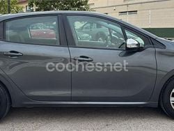 Gris / plata Usado 2012 Peugeot 208 Active Utilitario | 4990 € (Precio justo)