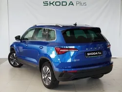 Azul Usado 2024 Skoda Karoq Selection SUV | 29.900 € (Precio justo)