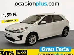 Blanco Usado 2021 Kia Rio Utilitario | 15.910 € (Caro)