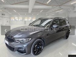Gris / plata Usado 2022 BMW 330e M Sport Familiar | 34.990 € (Un poco caro)