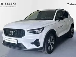Blanco Usado 2024 Volvo XC40 Plus SUV | 37.900 €