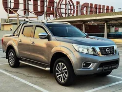Gris / plata Usado 2018 Nissan Navara Tekna Recogida | 32.900 € (Un poco caro)