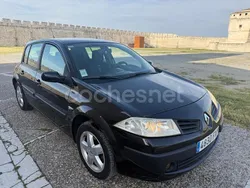 Negro Usado 2007 Renault Mégane II Berlina | 2400 € (Precio justo)