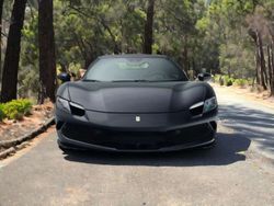 Negro Usado 2023 Ferrari 296 Coupe | 299.900 €