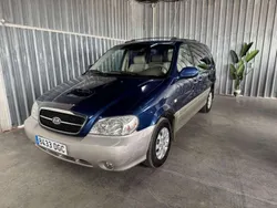 Azul Usado 2005 Kia Carnival EX Monovolumen | 4350 €