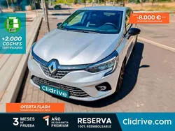 Gris Usado 2023 Renault Clio V Zen Utilitario | 16.690 € (Un poco caro)