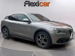 Gris Usado 2018 Alfa Romeo Stelvio SUV | 19.790 € (Precio justo)