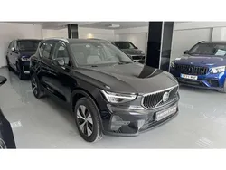 Negro Nuevo 2025 Volvo XC40 Core SUV | 38.900 € (Un poco caro)