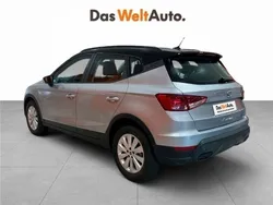 Gris plata Usado 2024 Seat Arona Style SUV | 18.900 € (Precio justo)