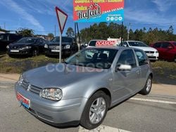 Gris / plata Usado 2002 VW Golf IV Advance Berlina | 3999 €