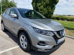 Gris / plata Usado 2020 Nissan Qashqai N-Connecta SUV | 17.999 € (Precio justo)