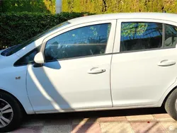 Blanco Usado 2009 Opel Corsa Berlina | 3200 € (Buen precio)
