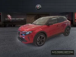 Rojo Usado 2024 Alfa Romeo Junior Edizione Speciale Utilitario | 30.900 €