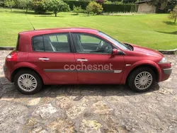 Granate Usado 2006 Renault Mégane II Privilege Berlina | 4400 € (Un poco caro)
