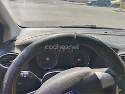 Rojo Usado 2006 Ford Focus Sport Berlina | 2900 € (Precio justo)