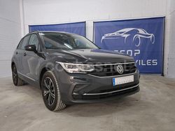 Gris / plata Usado 2020 VW Tiguan Life SUV | 26.800 € (Precio justo)