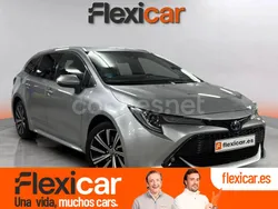 Gris / plata Usado 2022 Toyota Corolla Advance Familiar | 24.990 € (Precio justo)