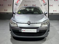 Gris / plata Usado 2009 Renault Mégane Dynamique Berlina | 5575 € (Precio justo)