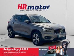 Beige Usado 2021 Volvo XC40 Momentum SUV | 26.690 € (Precio justo)