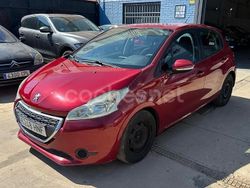 Granate Usado 2012 Peugeot 208 Active Utilitario | 2990 € (Super precio)