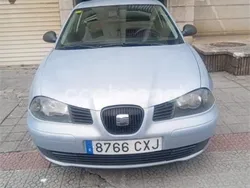 Azul Usado 2003 Seat Ibiza Berlina | 2500 € (Un poco caro)