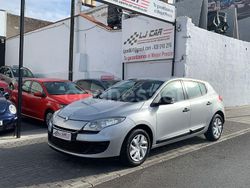 Gris / plata Usado 2013 Renault Mégane Authentique Berlina | 6800 €