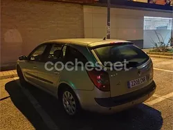 Beige Usado 2003 Renault Laguna GrandTour Dynamique Familiar | 700 € (Super precio)