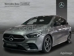 Gris / plata Usado 2022 Mercedes B180 Monovolumen | 27.900 € (Precio justo)