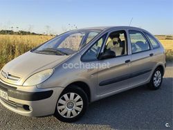 Gris / plata Usado 2004 Citroën Xsara Picasso Monovolumen | 1500 € (Precio justo)