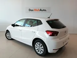 Blanco Usado 2024 Seat Ibiza Style | 18.450 € (Un poco caro)