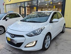 Blanco Usado 2012 Hyundai i30 Berlina | 7900 € (Un poco caro)