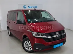 Granate Usado 2021 VW Multivan Monovolumen | 44.990 € (Un poco caro)