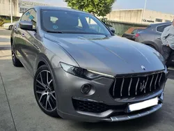 Gris Usado 2020 Maserati Levante GranLusso SUV | 47.000 € (Precio justo)