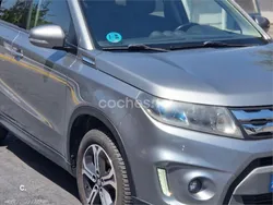 Gris / plata Usado 2016 Suzuki Vitara GLX SUV | 11.600 € (Un poco caro)