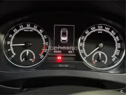 Blanco Usado 2017 Skoda Rapid Ambition Berlina | 7000 € (Un poco caro)