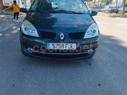 Negro Usado 2006 Renault Grand Scénic II Dynamique Monovolumen | 3990 € (Precio justo)