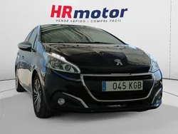 Negro Usado 2017 Peugeot 208 Style Utilitario | 9290 € (Precio justo)
