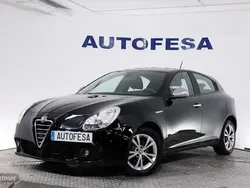 Negro Usado 2013 Alfa Romeo Giulietta Distinctive Utilitario | 8750 € (Precio justo)