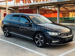 Negro Usado 2020 VW Passat R-line Familiar | 19.900 € (Precio justo)