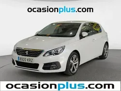 Blanco Usado 2018 Peugeot 308 Allure Utilitario | 13.000 € (Precio justo)