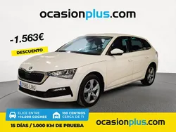 Blanco Usado 2021 Skoda Scala Ambition Utilitario | 17.200 € (Precio justo)