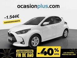 Blanco Usado 2022 Toyota Yaris Hybrid Business Edition Berlina | 16.490 € (Precio justo)