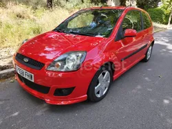 Rojo Usado 2006 Ford Fiesta Utilitario | 3600 € (Precio justo)