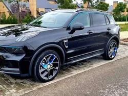 Negro Usado 2021 Lynk & Co 01 SUV | 28.100 € (Precio justo)