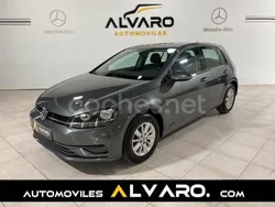 Gris / plata Usado 2018 VW Golf VII Advance Berlina | 11.490 € (Precio justo)