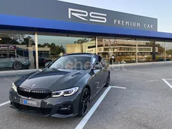 Gris / plata Usado 2019 BMW 330e Comfort Edition Berlina | 37.990 €