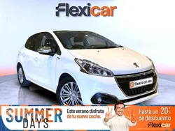 Blanco Usado 2019 Peugeot 208 Signature Sky Utilitario | 9790 € (Buen precio)